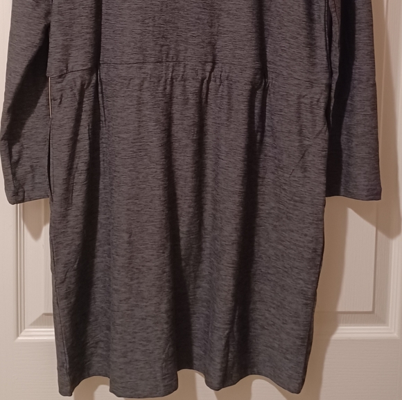 KYODAN DRESS ROMPER
GRAY
For a blissful practice. - Picture 6 of 10